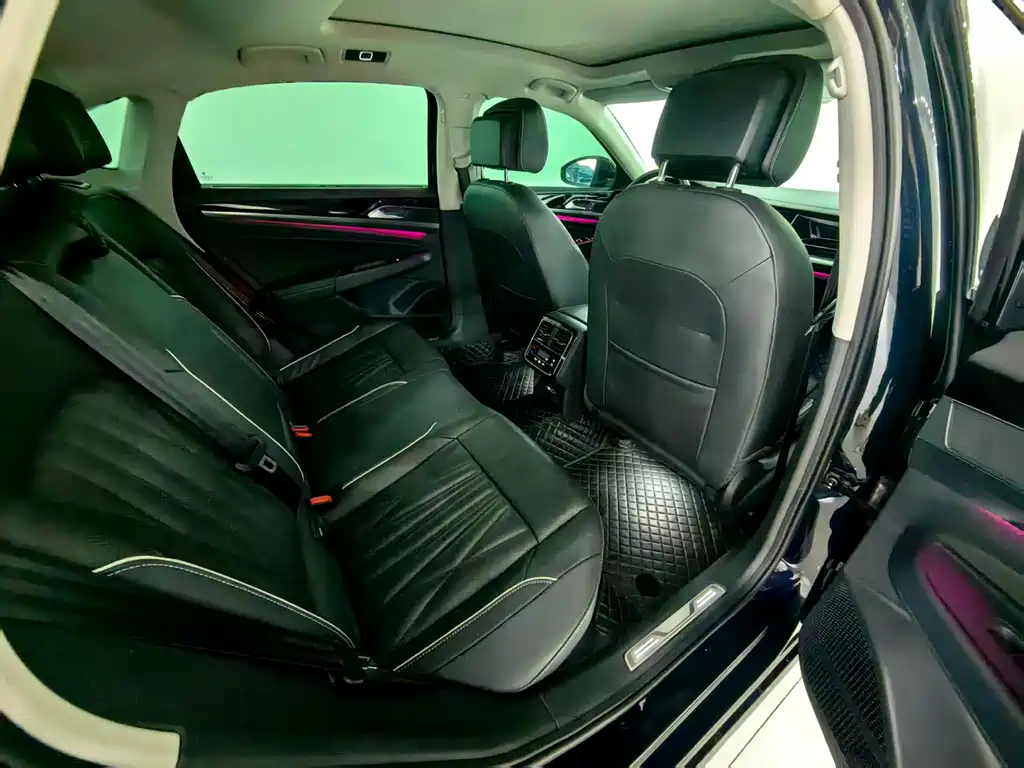 Volkswagen Passat — миниатюра 11