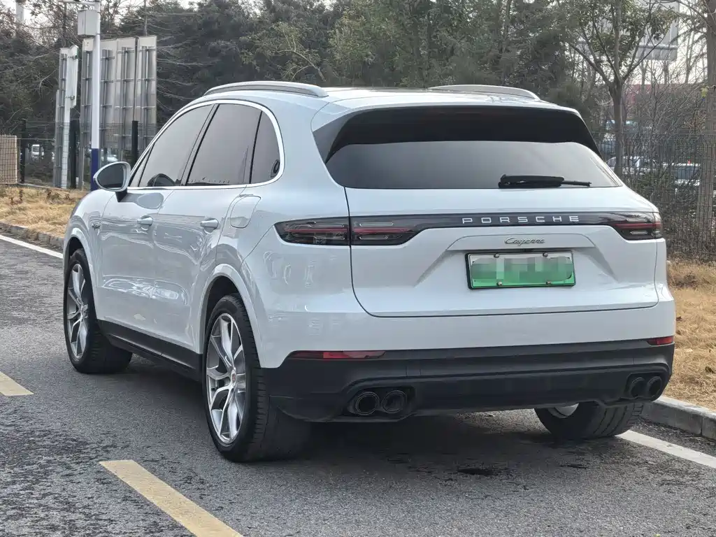 PORSCHE CAYENNE NEW ENERGY