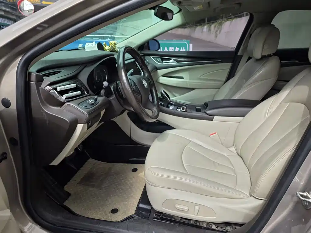 Buick LaCrosse — миниатюра 4