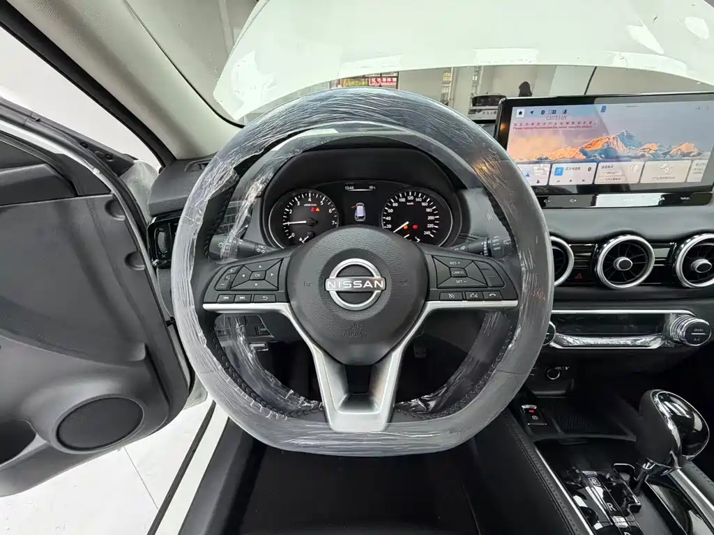 Nissan X-Trail — миниатюра 11