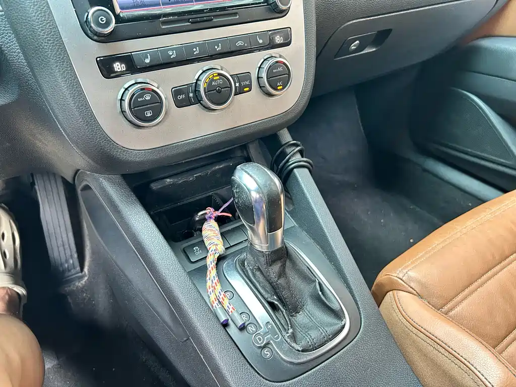 Volkswagen Scirocco — миниатюра 13
