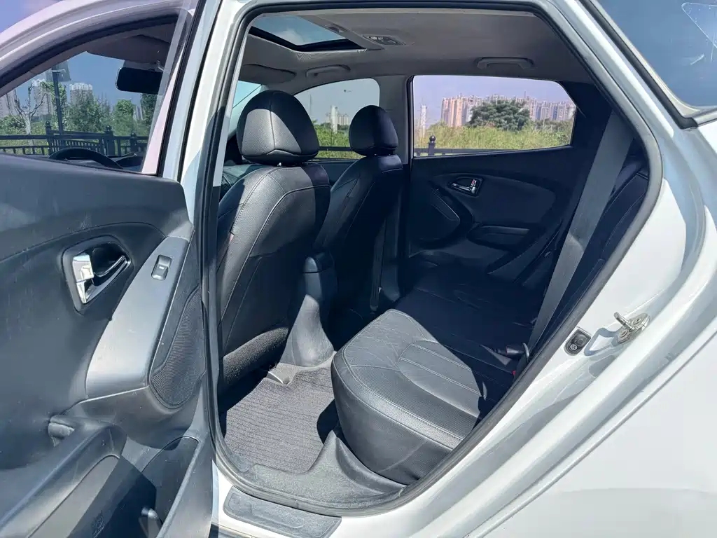 Hyundai ix35 — миниатюра 6