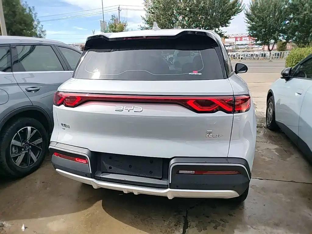 BYD Yuan UP — миниатюра 6