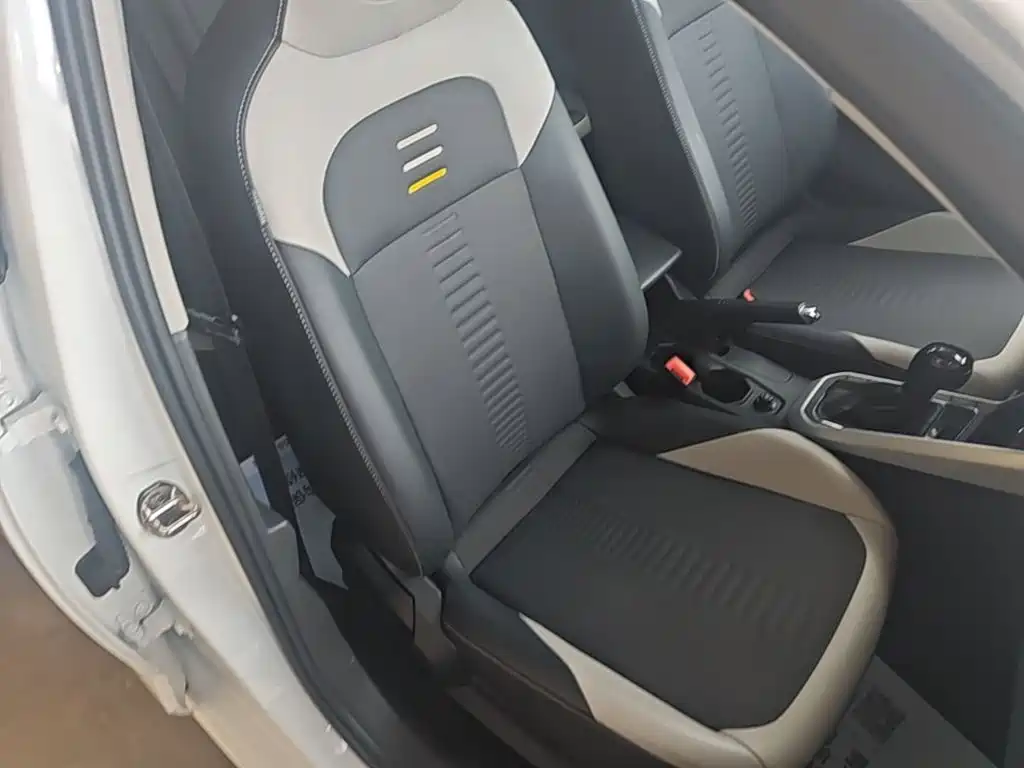 Volkswagen Polo — миниатюра 25