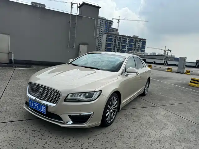 Lincoln MKZ