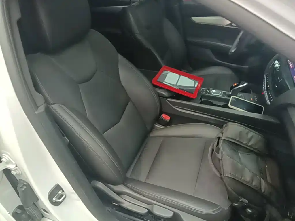 Cadillac CT5 — миниатюра 25