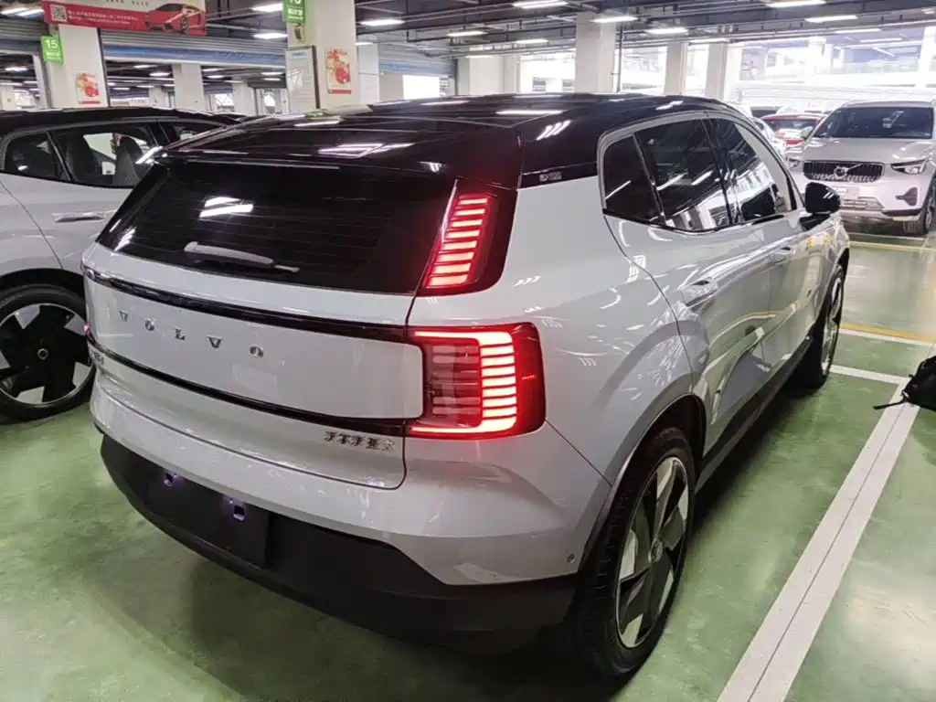 Volvo EX30 — миниатюра 7