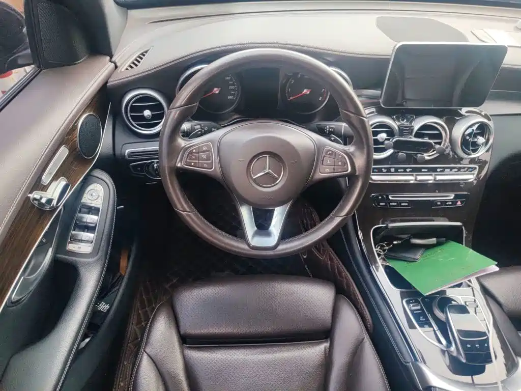 Mercedes-Benz GLC — миниатюра 11