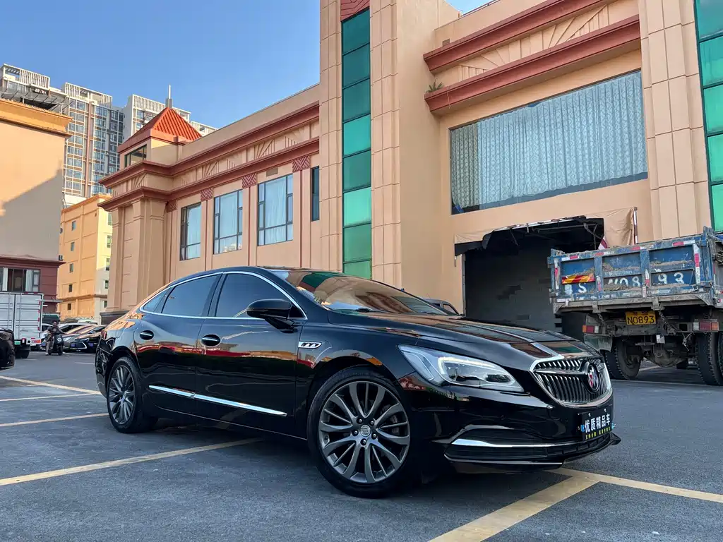 Buick LaCrosse — миниатюра 3
