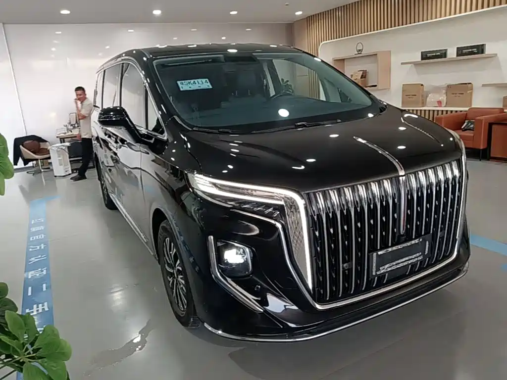 Hongqi Hongqi HQ9 PHEV — миниатюра 4