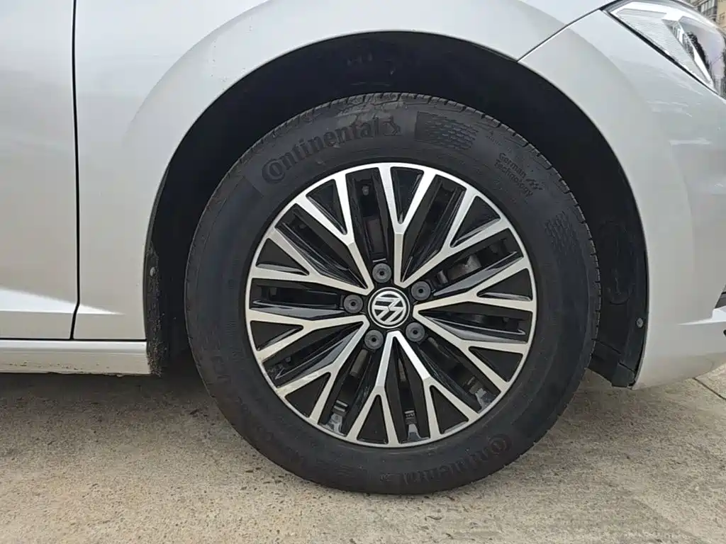 Volkswagen Sagitar — миниатюра 23
