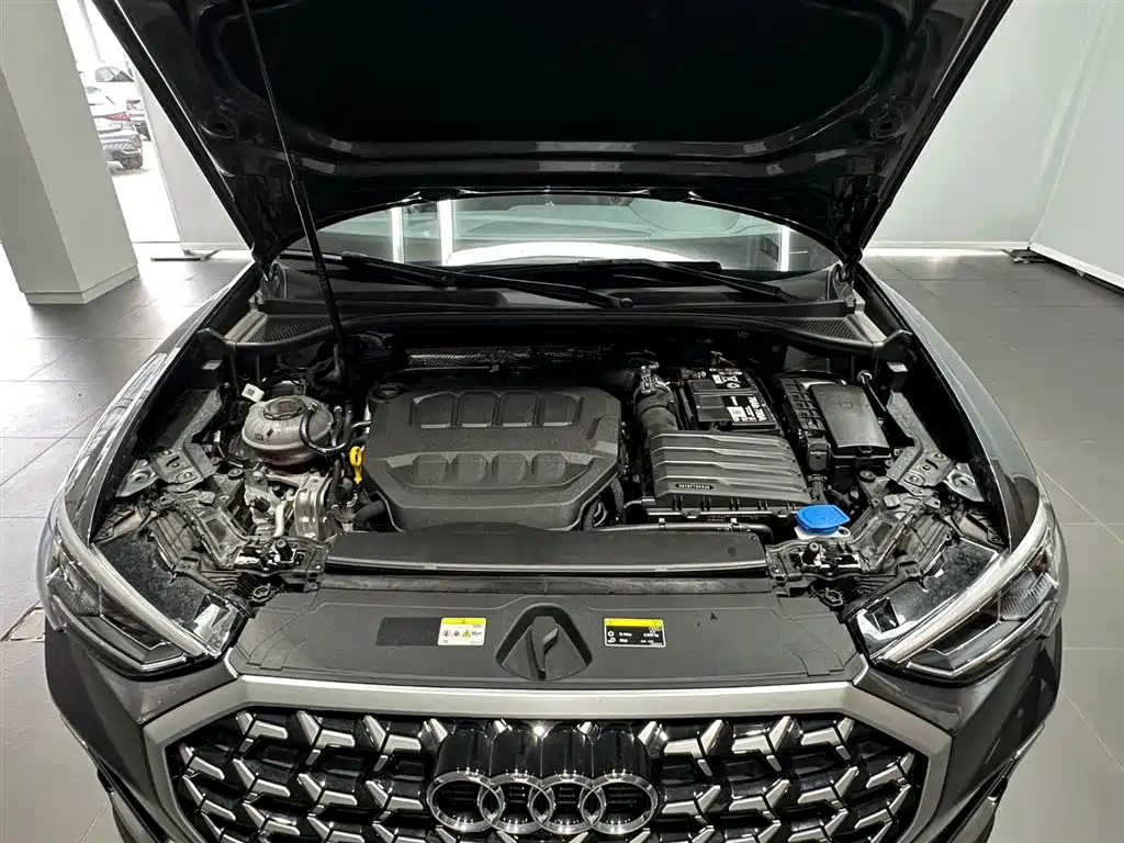 Audi Q3 — миниатюра 8