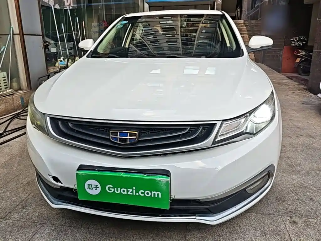 Geely Emgrand GL — миниатюра 3