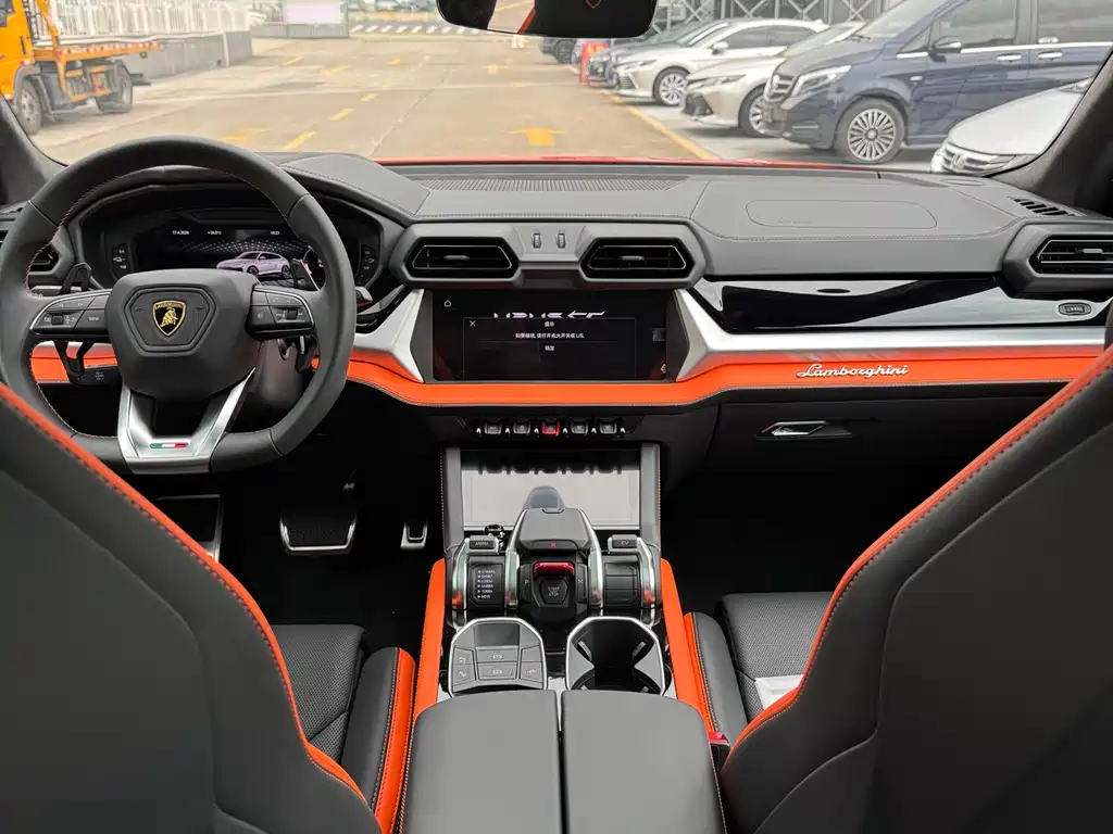 Lamborghini Urus SE 2025 4.0T Standard