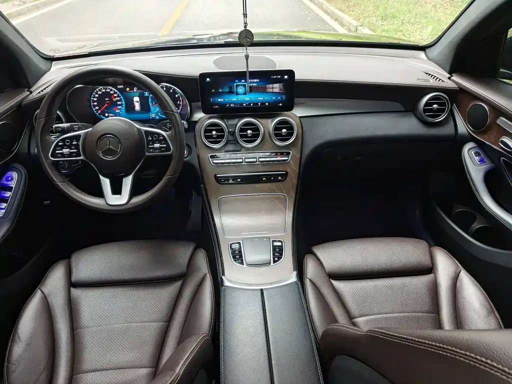 Mercedes-Benz GLC — миниатюра 7