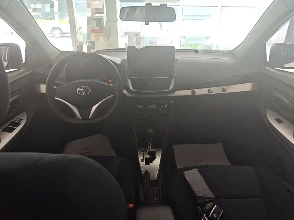 Toyota Yaris L Zhixiang YARiS L 2021 1.5L CVT Lead