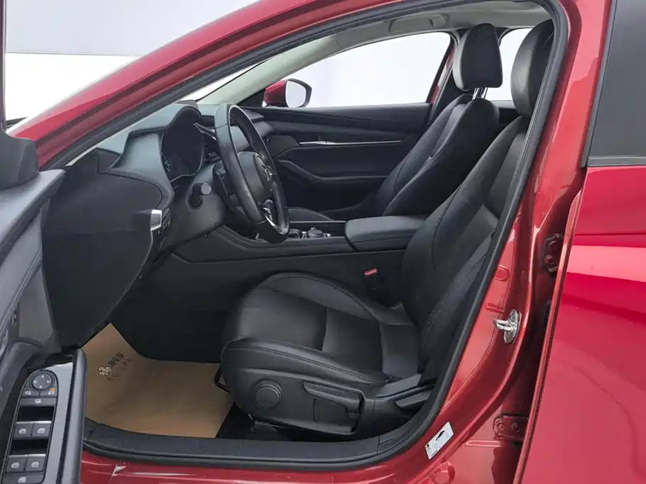 Mazda 3 Axela — миниатюра 9