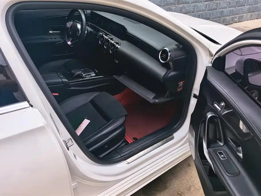 Mercedes-Benz A-Class A 2019 A 200 L Sport