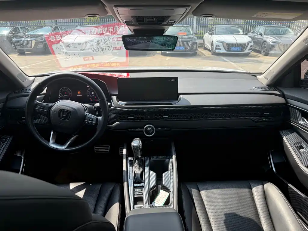 Honda Accord — миниатюра 13