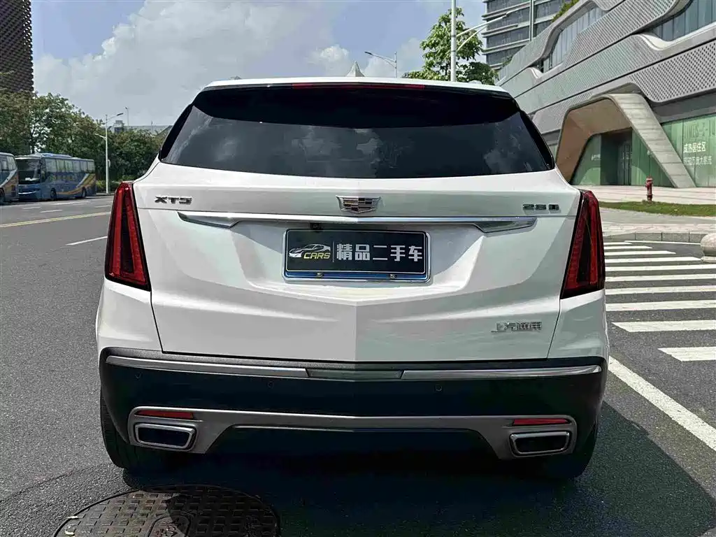 Cadillac XT5 — миниатюра 8