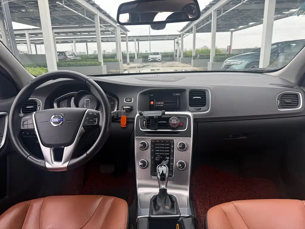 Volvo S60 2017 S60L T4