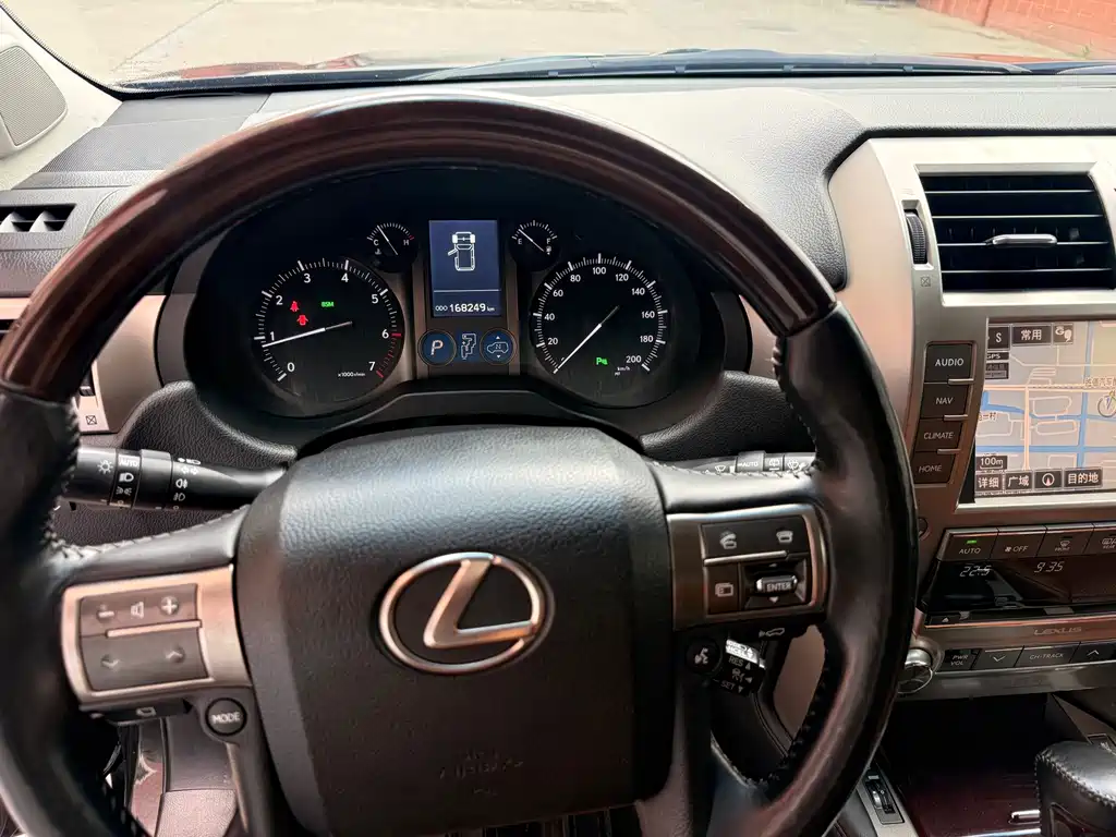 Lexus GX — миниатюра 5