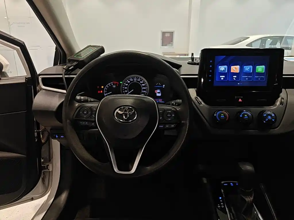 Toyota Corolla — миниатюра 15