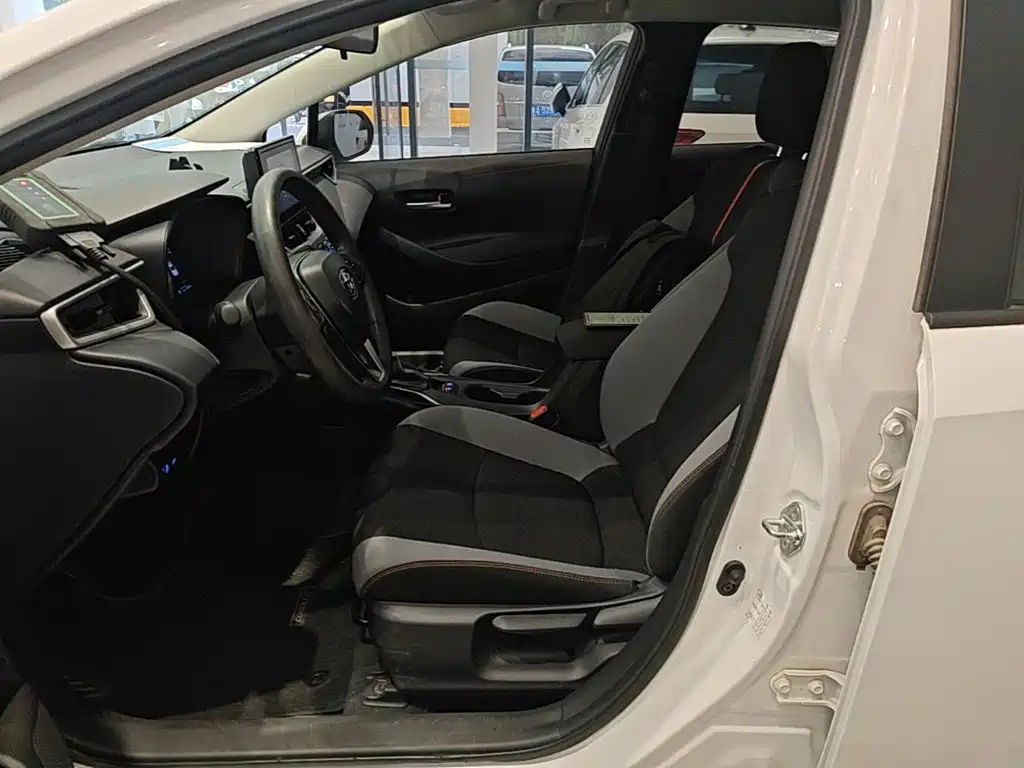 Toyota Corolla — миниатюра 20