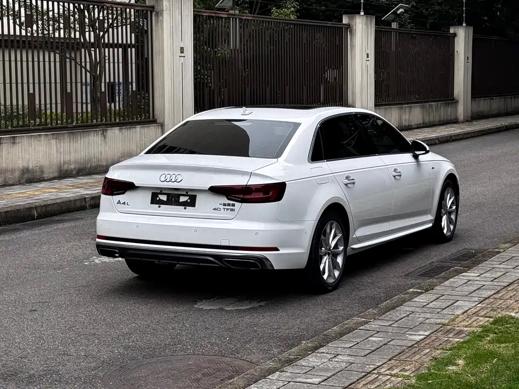 Audi A4L — миниатюра 10
