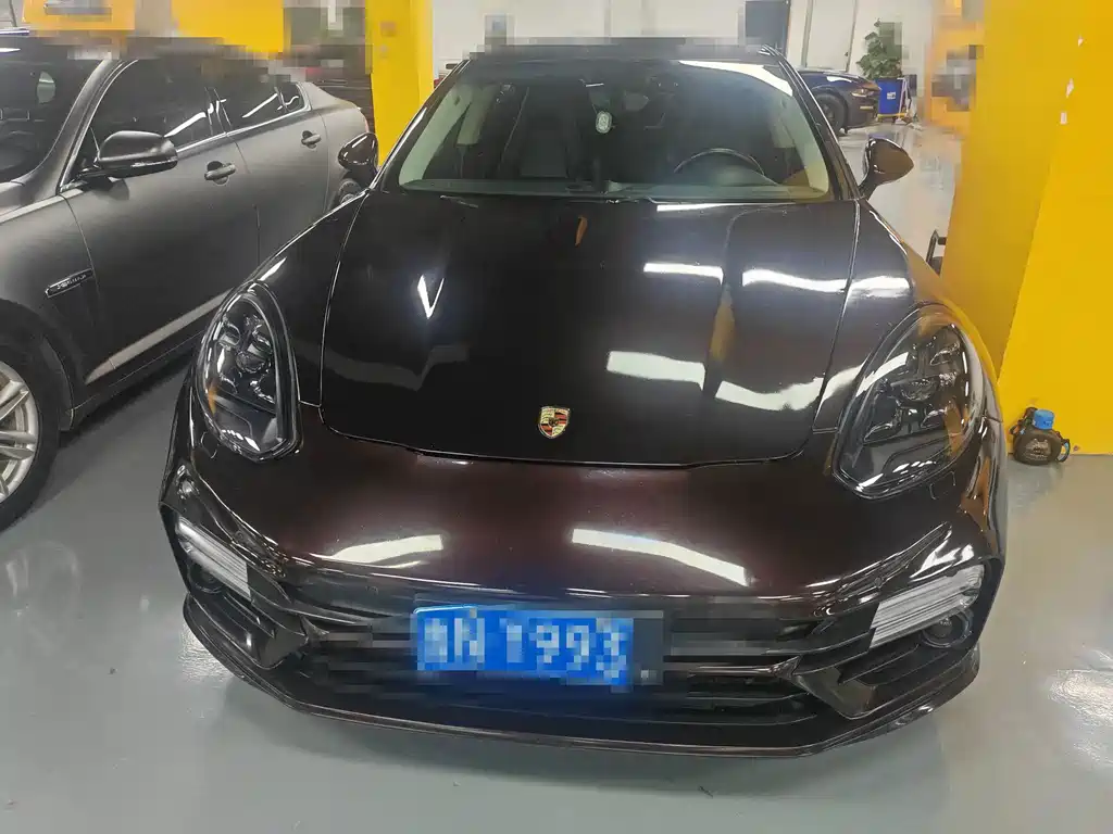 Porsche Panamera — миниатюра 2