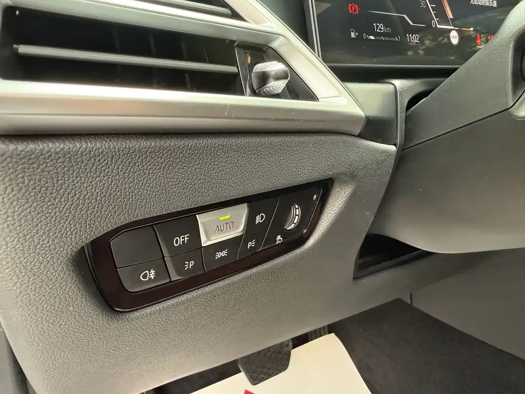 BMW 3 Series — миниатюра 15