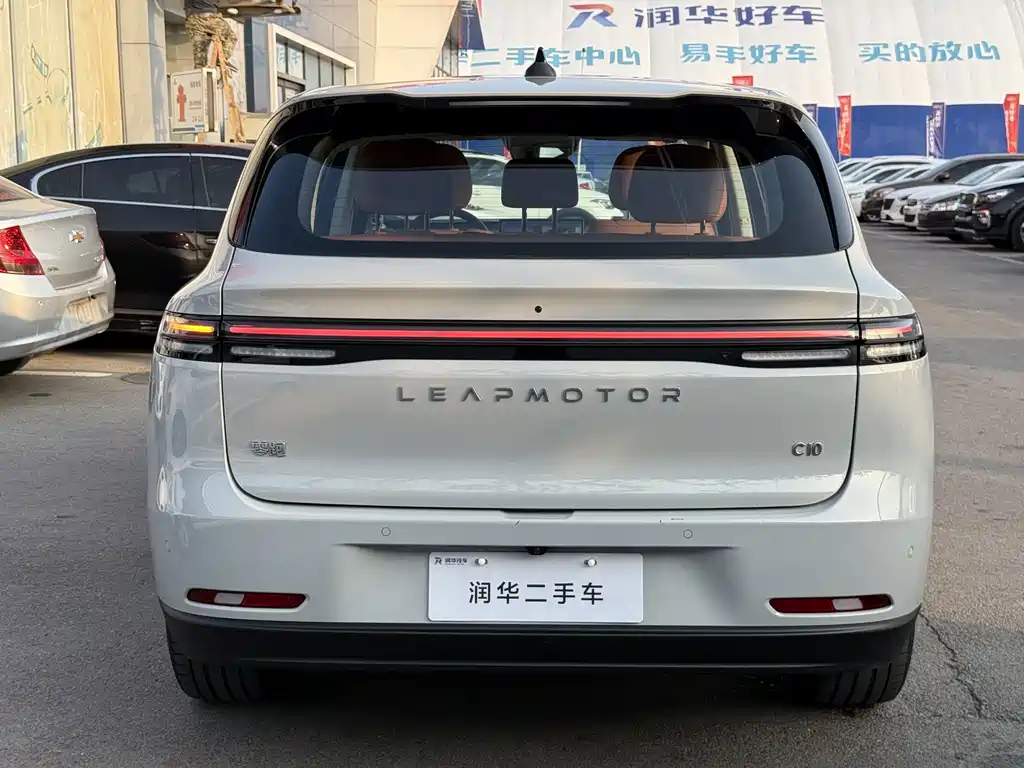 Leapmotor Leapmotor C10 — миниатюра 4