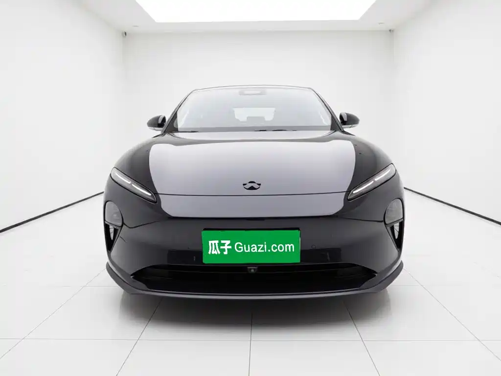 NIO ET5T — миниатюра 2