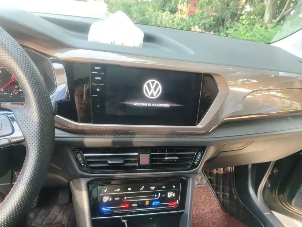 Volkswagen Tharu — миниатюра 9