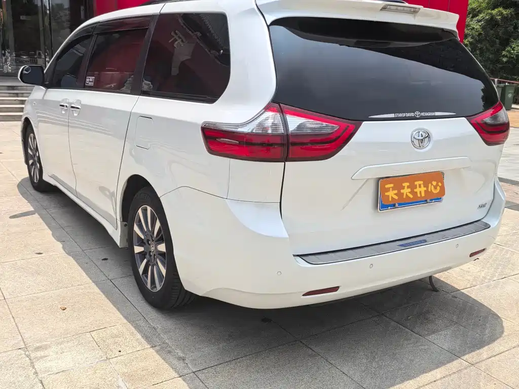 Toyota Sienna 2020 3.5L
