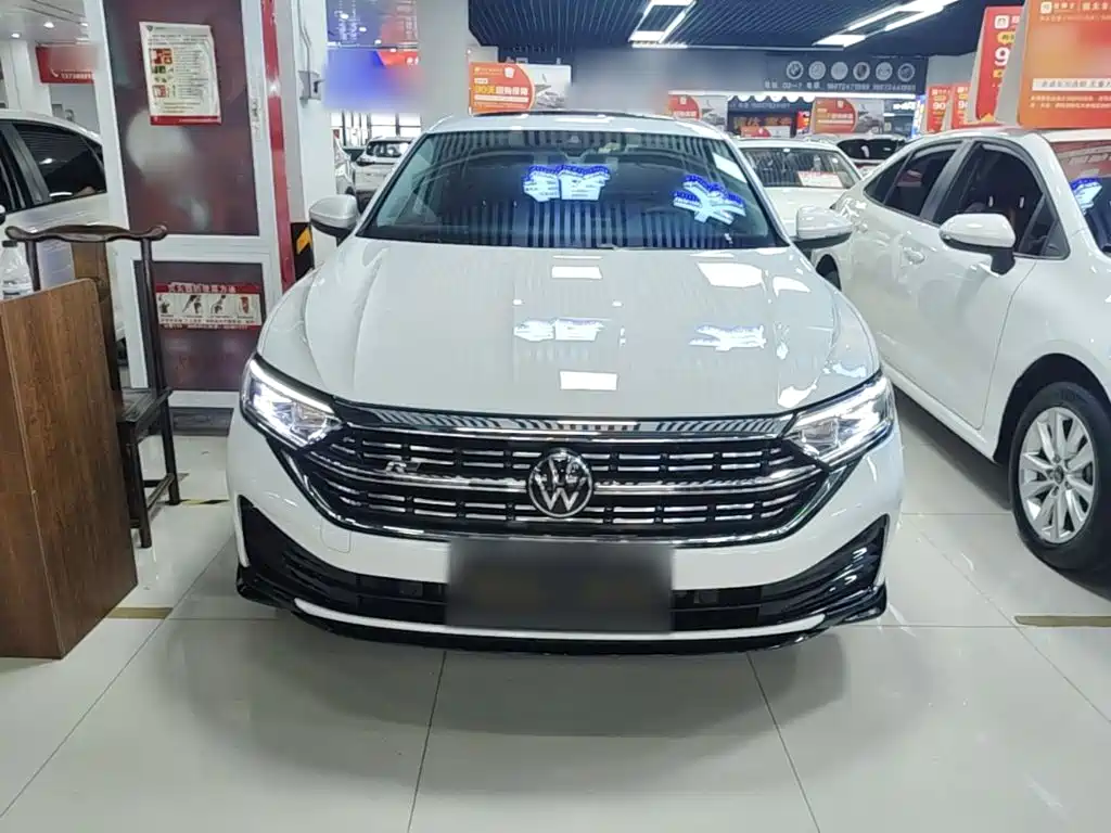Volkswagen Sagitar — миниатюра 3
