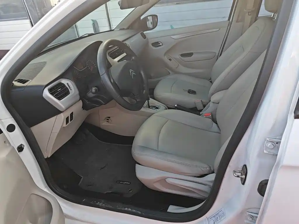 Citroen Elysee — миниатюра 15
