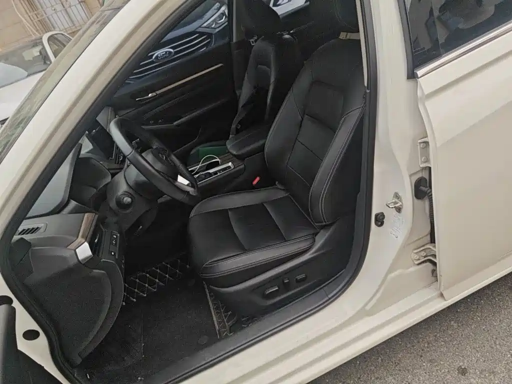 Nissan Teana — миниатюра 11