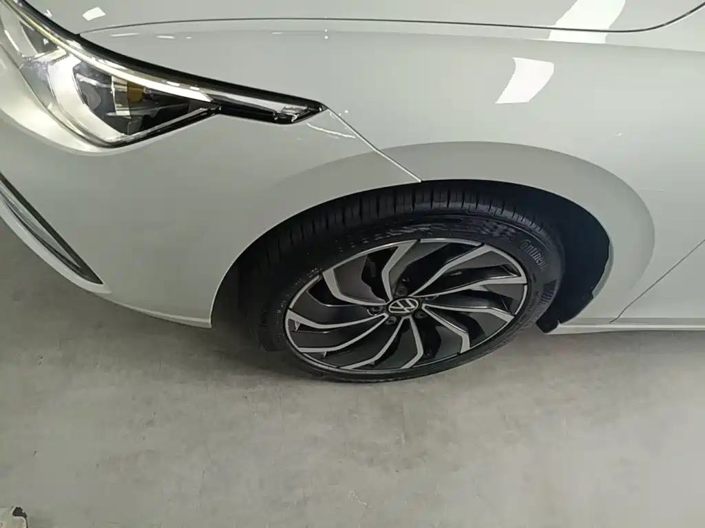 Volkswagen Golf — миниатюра 23