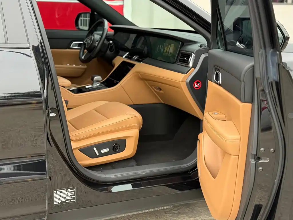 Li Auto Li ONE — миниатюра 12
