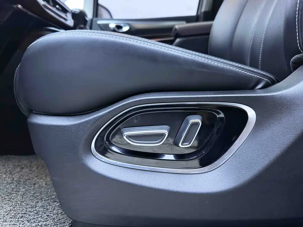 GAC Motor Trumpchi M6 — миниатюра 16
