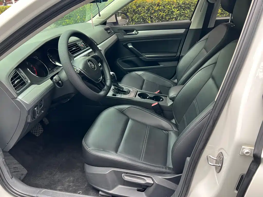 Volkswagen Lamando — миниатюра 9