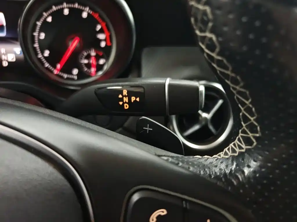 Mercedes-Benz GLA — миниатюра 14