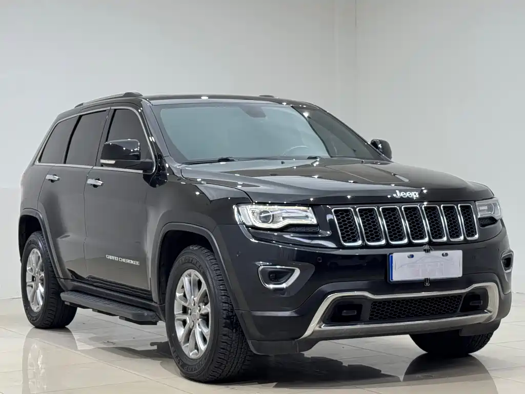 Jeep Grand Cherokee (Import) — миниатюра 3