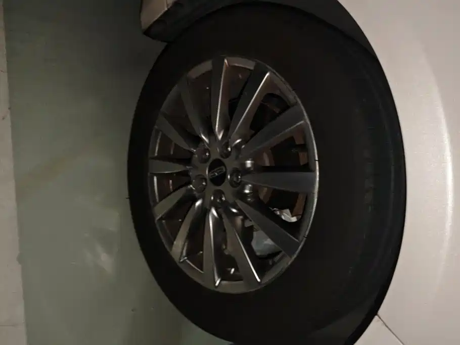 Lincoln MKZ — миниатюра 6