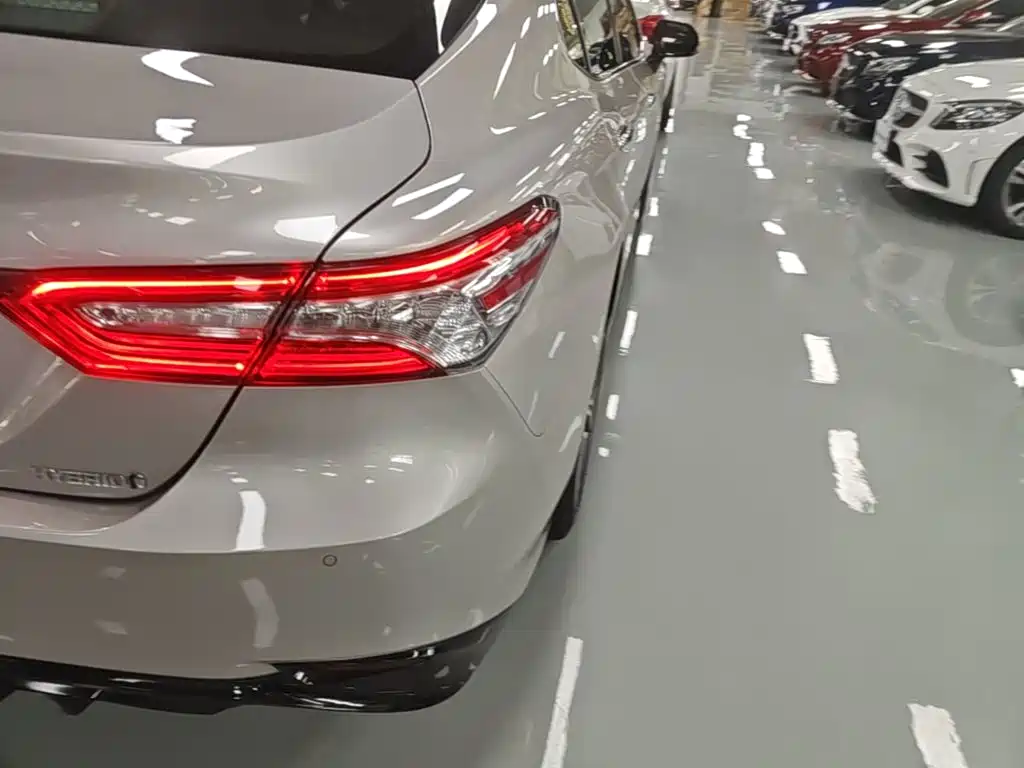 Toyota Camry 2021 2.5HG Luxury