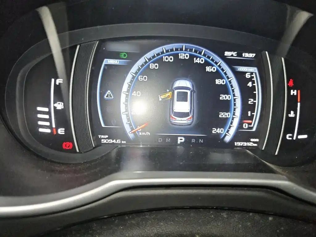 Geely Boyue — миниатюра 4