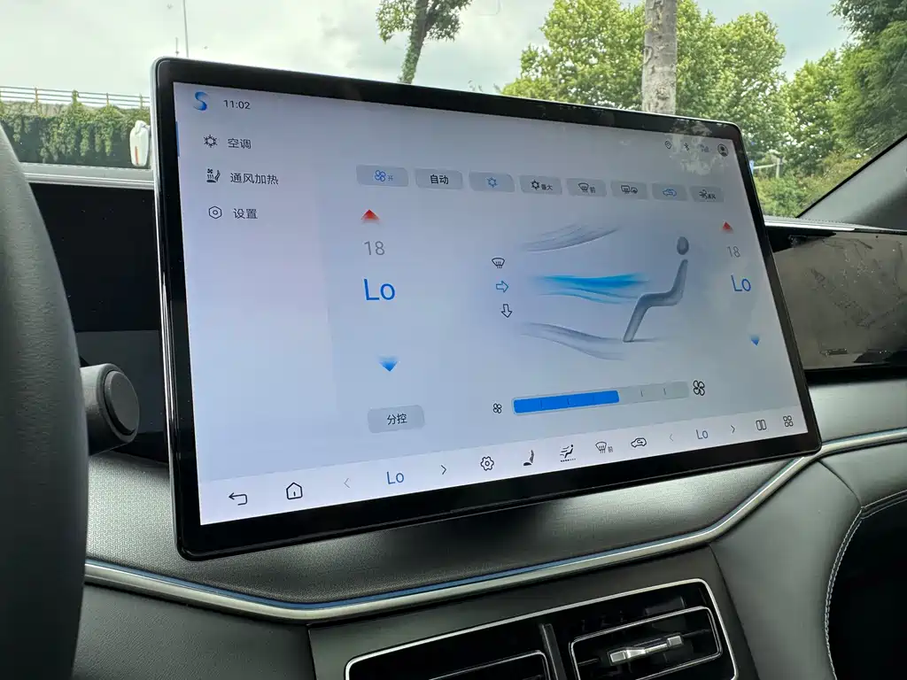 BYD L DM-i — миниатюра 6