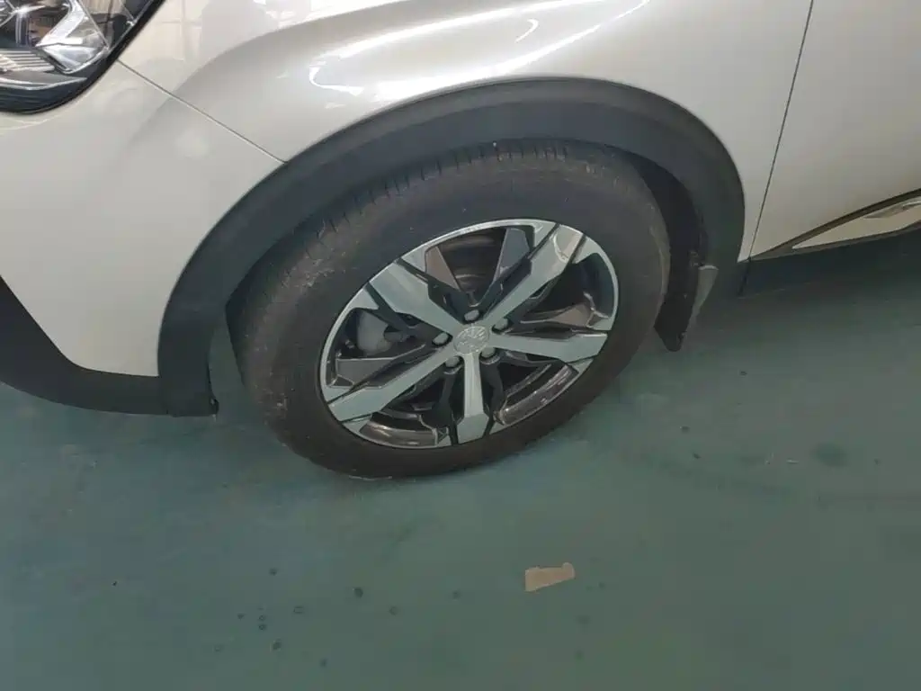 Peugeot 4008 — миниатюра 23