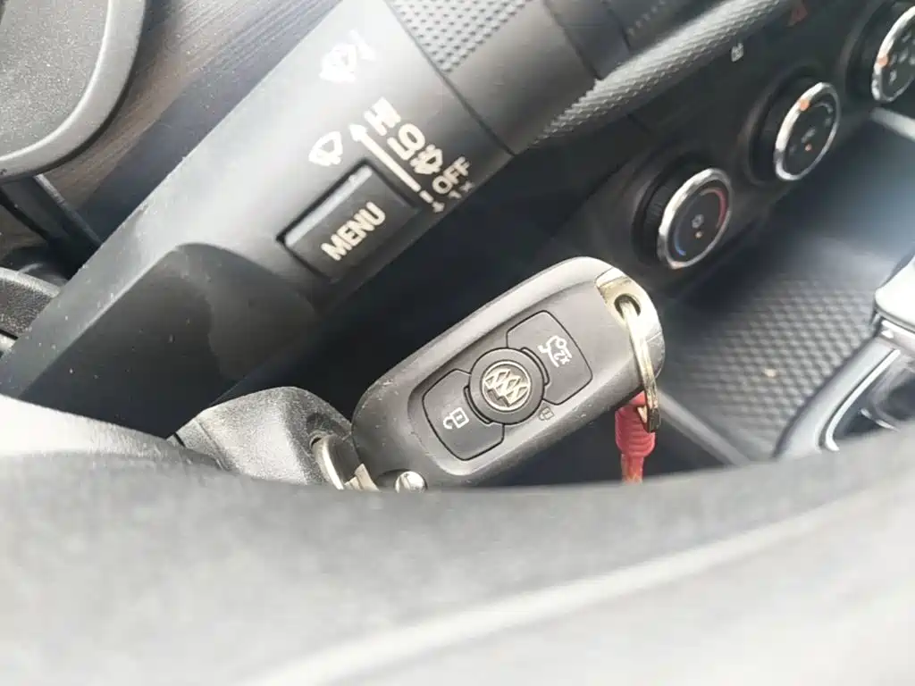 Buick Verano — миниатюра 9